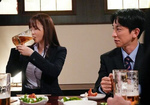 Chuốc say rồi địt em nhân viên vú to trong khách sạn Chuốc say rồi địt em nhân viên vú to trong khách sạn