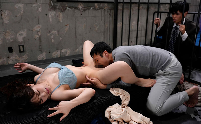 JUQ-714_Ông chú gánh team trong căn phòng bí ẩn Ichino Aoi JUQ-714_Ông chú gánh team trong căn phòng bí ẩn Ichino Aoi