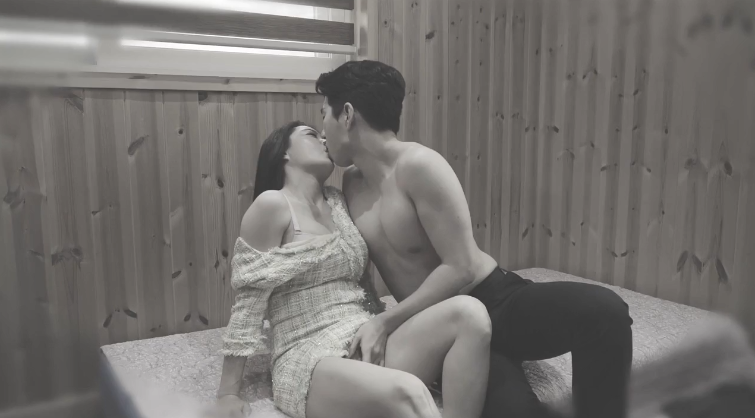 Nữ gia sư hàng ngon ở phố 69th Nữ gia sư hàng ngon ở phố 69th