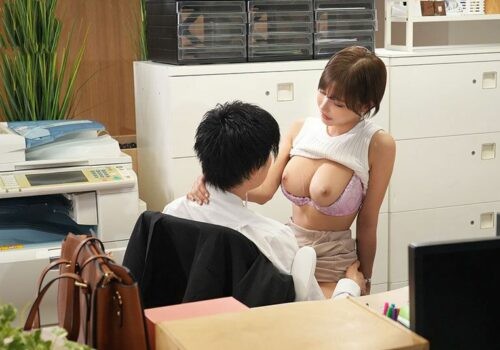 Nữ giám đốc vú to gạ tình cậu nhân viên lúc nữa đêm trong văn phòng Nữ giám đốc vú to gạ tình cậu nhân viên lúc nữa đêm trong văn phòng